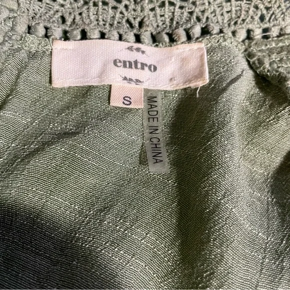 ENTRO embroidered sleeveless blouse-small NWOT - Picture 7 of 9